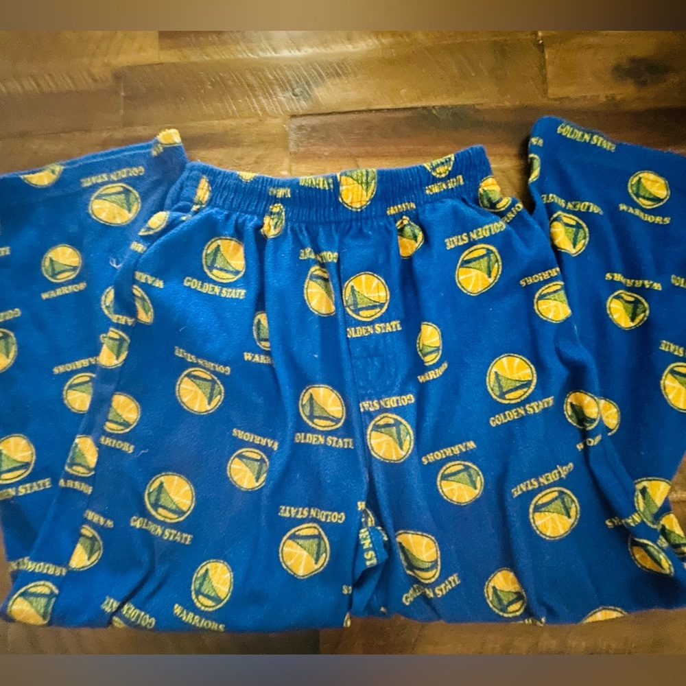 NBA Warriors PJs! Size 8